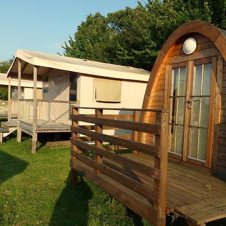 Camping Du Pontis Verteillac Dış mekan fotoğraf