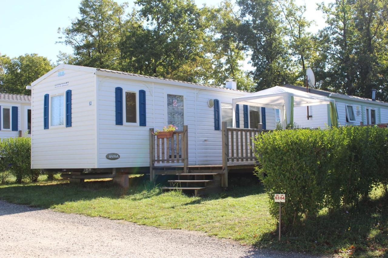 Camping Du Pontis Verteillac Dış mekan fotoğraf