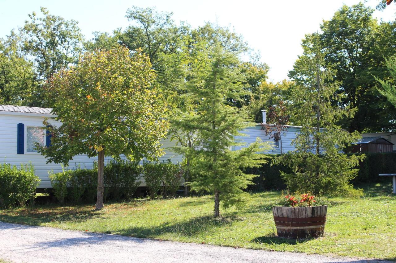 Camping Du Pontis Verteillac Dış mekan fotoğraf