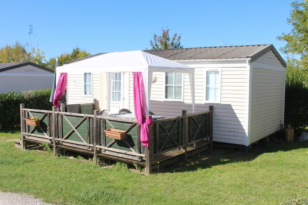Camping Du Pontis Verteillac Dış mekan fotoğraf