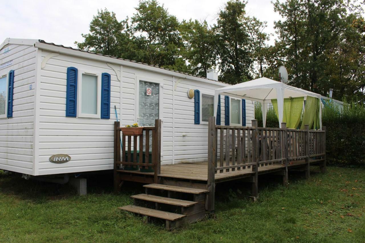 Camping Du Pontis Verteillac Dış mekan fotoğraf