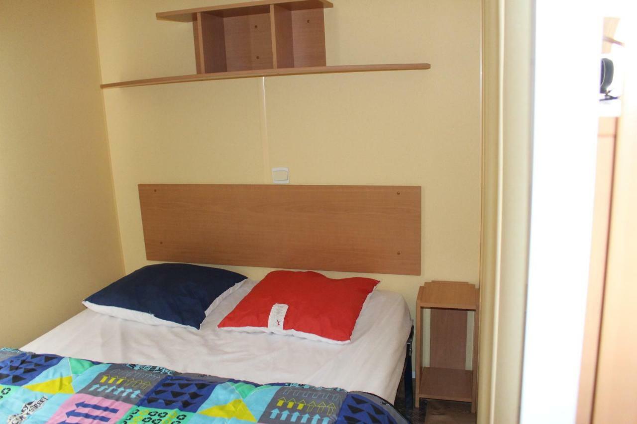 Camping Du Pontis Verteillac Dış mekan fotoğraf