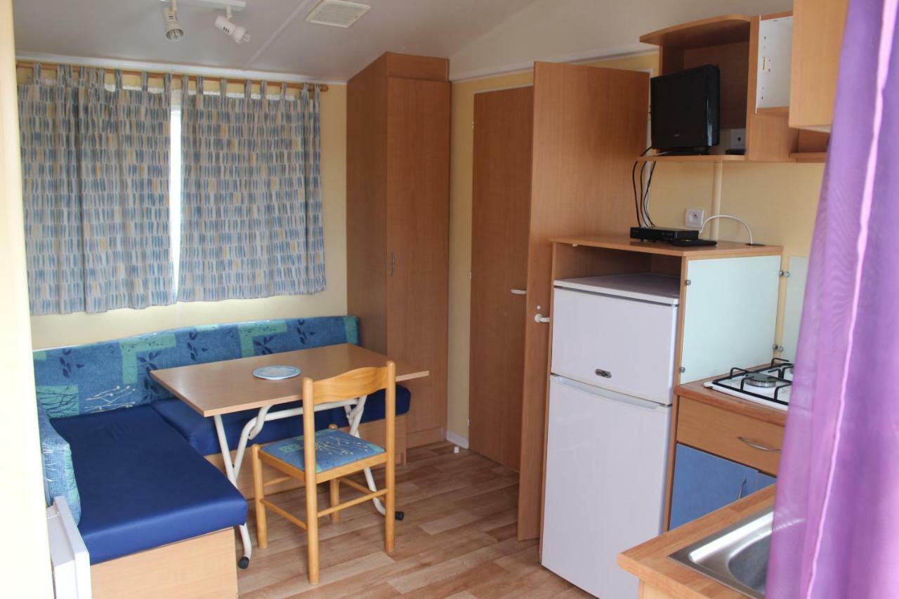 Camping Du Pontis Verteillac Dış mekan fotoğraf