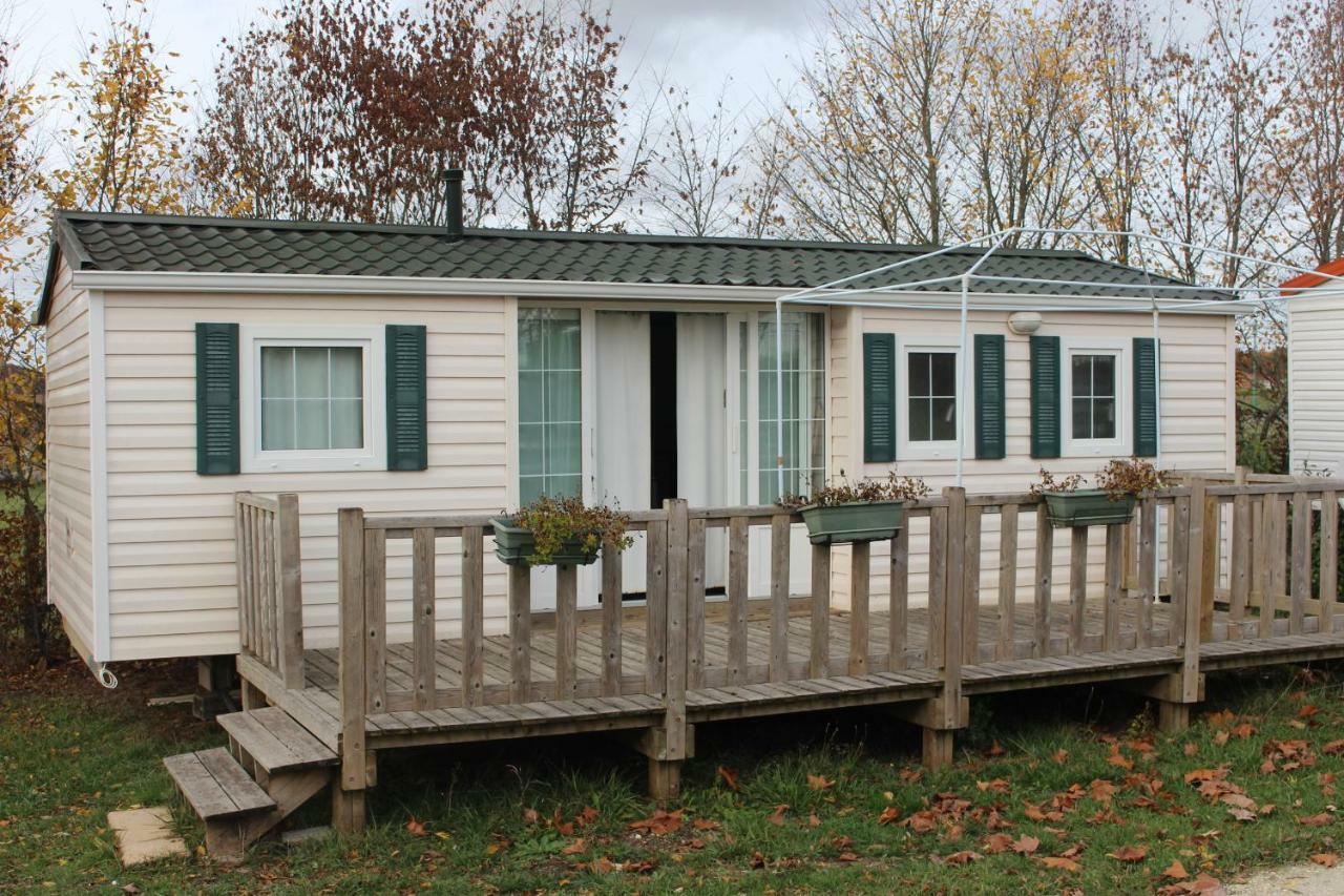 Camping Du Pontis Verteillac Dış mekan fotoğraf